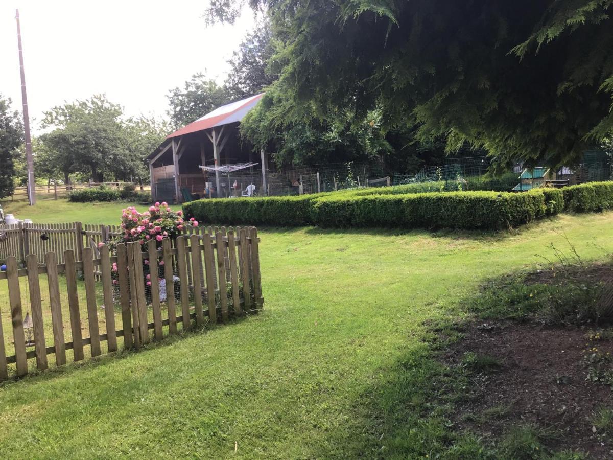 Appartamento Les Petits Champs Buais-les-Monts Esterno foto